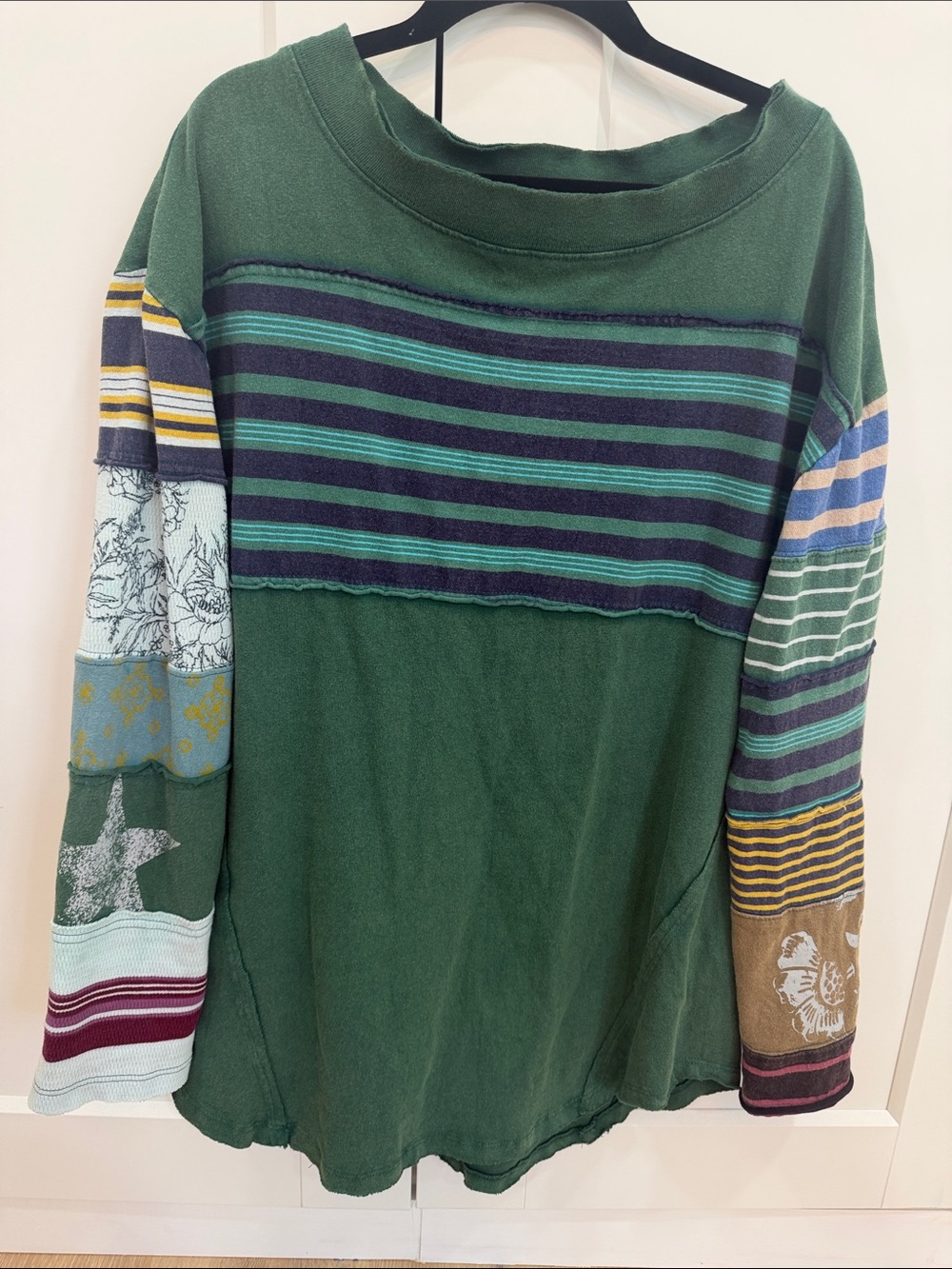 We The Free Mackenzie Tee size XS, Cotton. Worn once